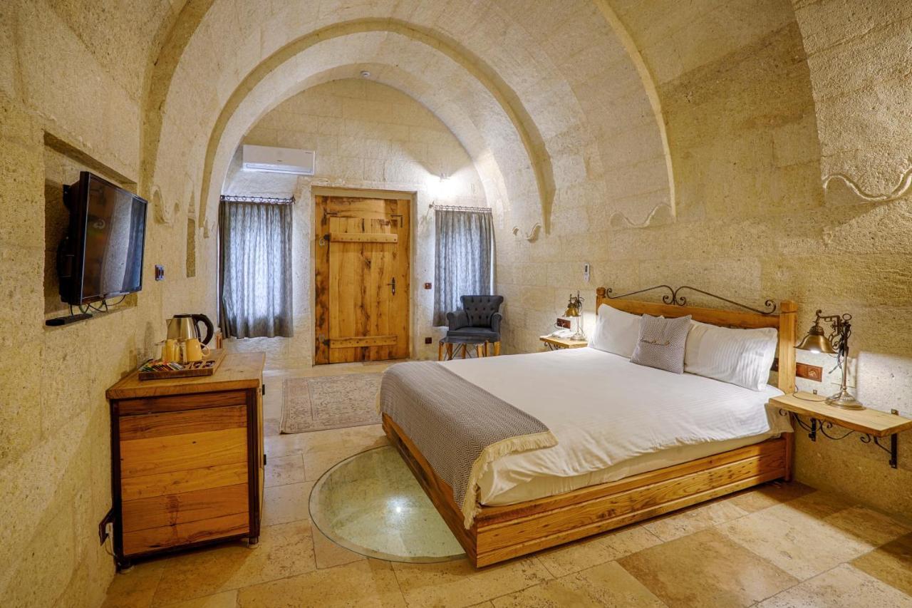 Design Cave Hotel