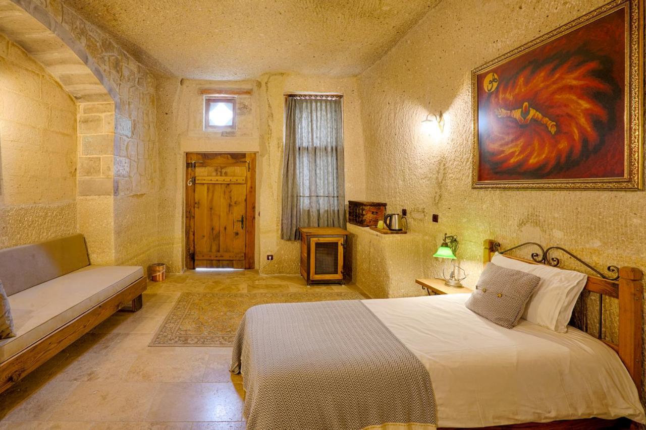 Design Cave Hotel