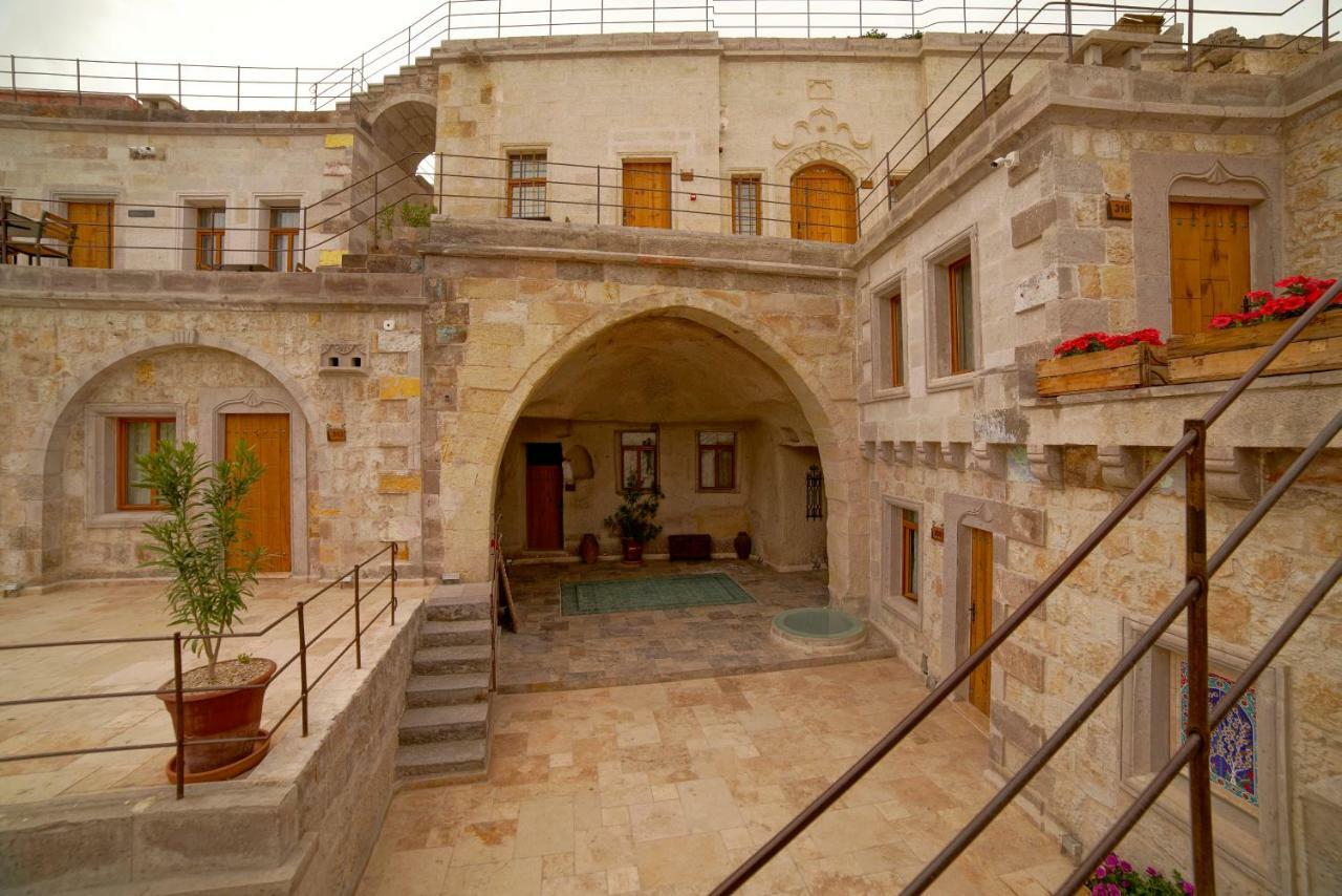 Design Cave Hotel 2*